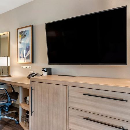Hyatt Place Indianapolis Carmel Room photo